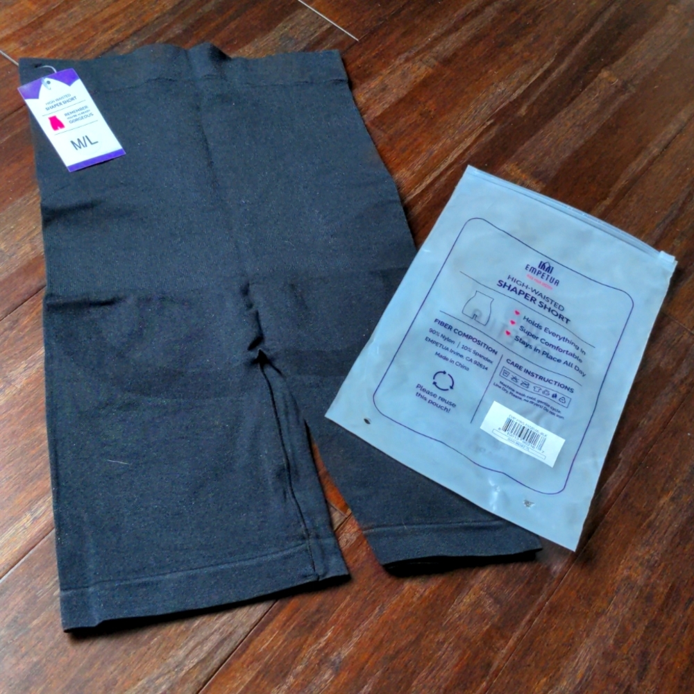 Shape wear - NWT
